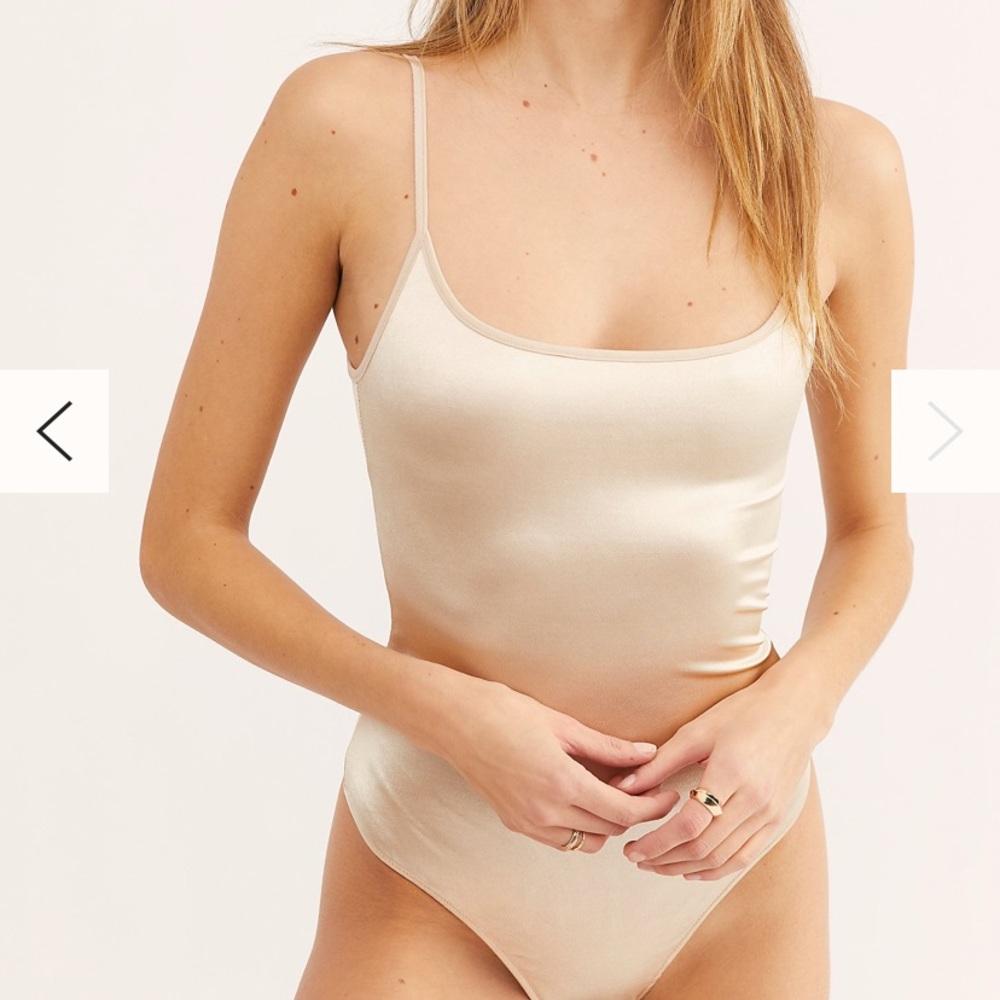 Basique Bodysuit in silver